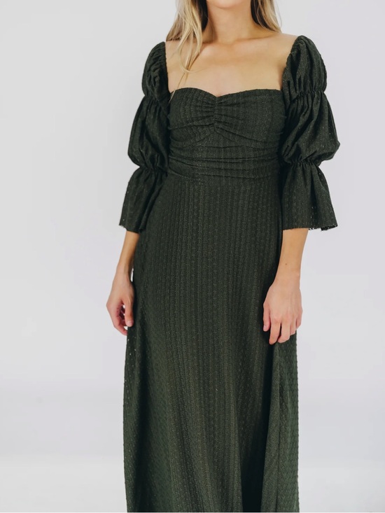 Worth Collective Dresses & Skirts - Worth Collective Corrine Tiered Sleeve Maxi Dress with Pockets 
Q2